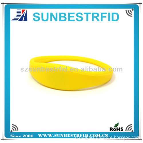 WR8855 - RFID 125K 13.56Mhz Identity Wristband